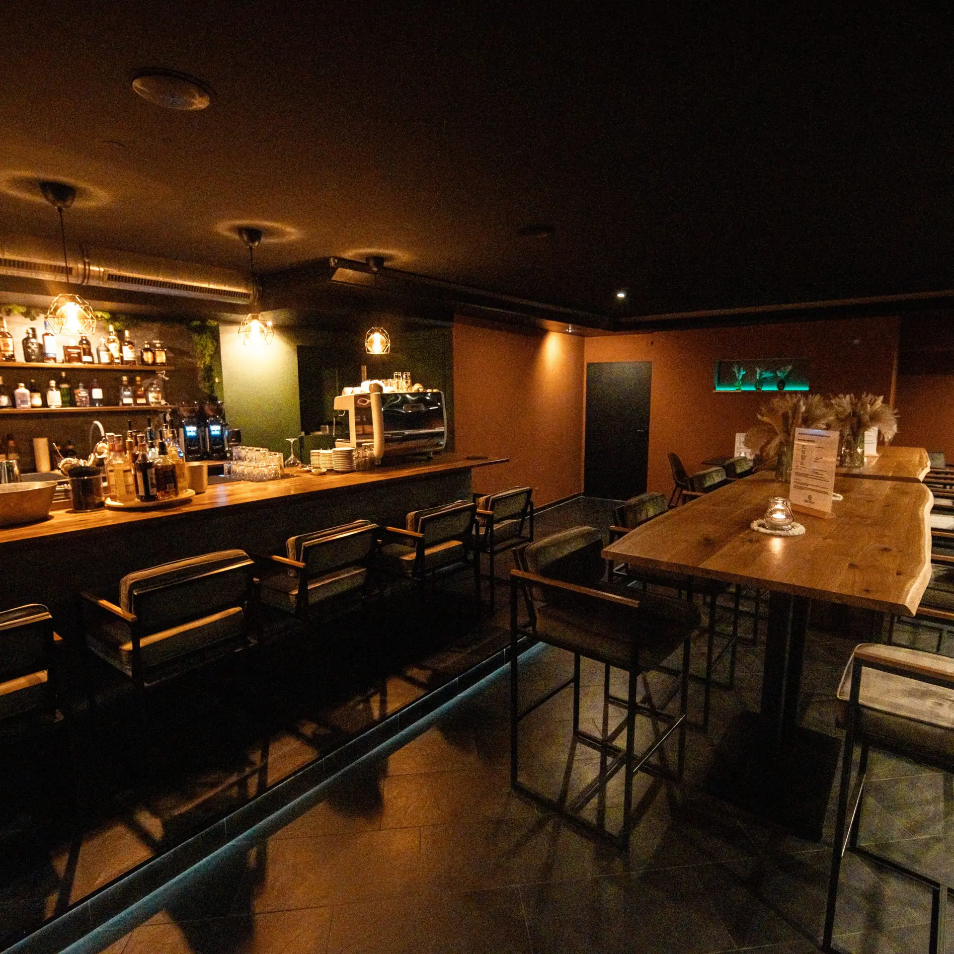 Garden Bar